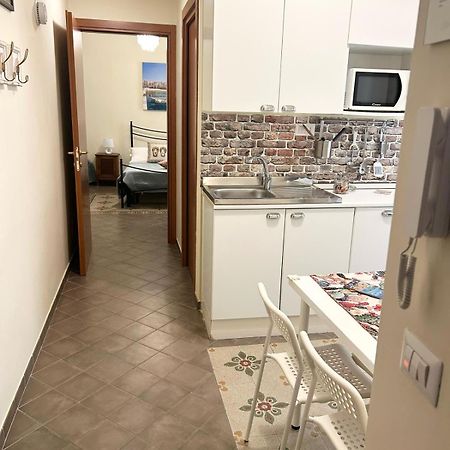 Sicilian Dream Apartments เชฟาลู ภายนอก รูปภาพ